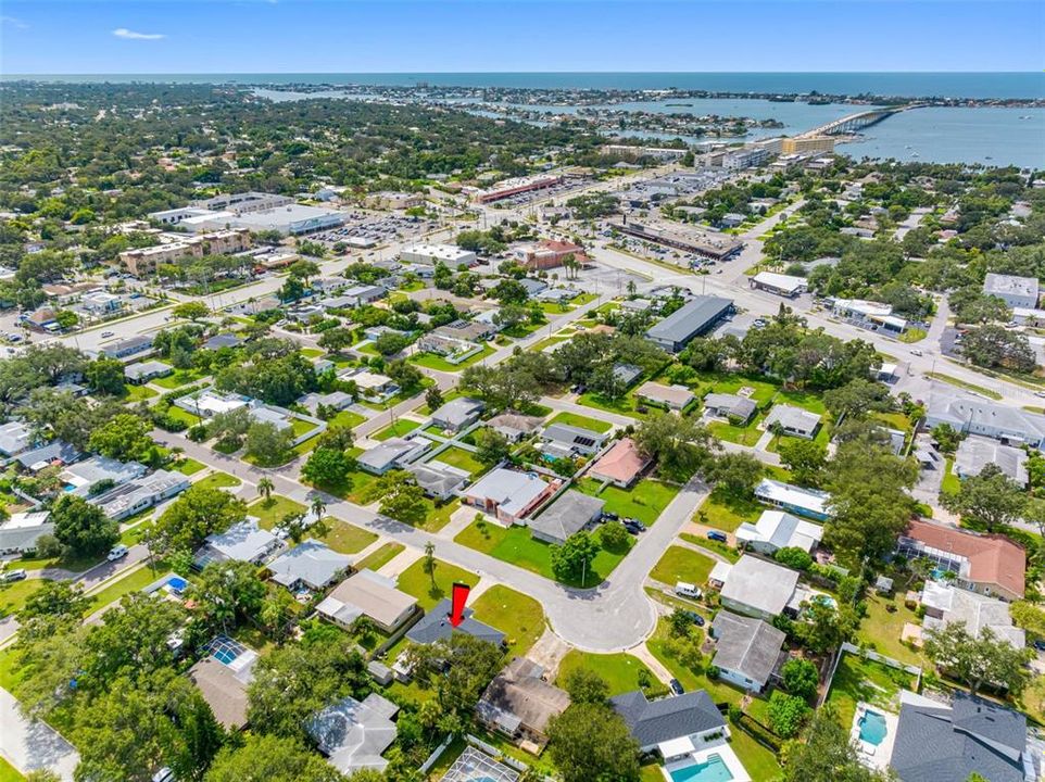 For Sale: $489,000 (2 beds, 2 baths, 1352 Square Feet)