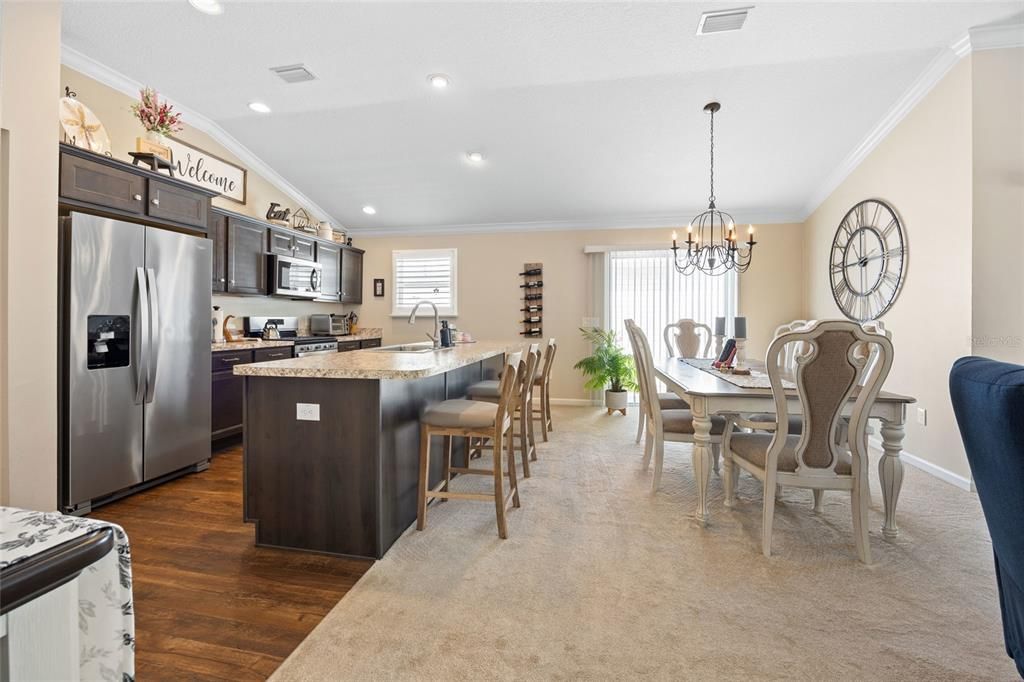 For Sale: $412,990 (3 beds, 2 baths, 1647 Square Feet)