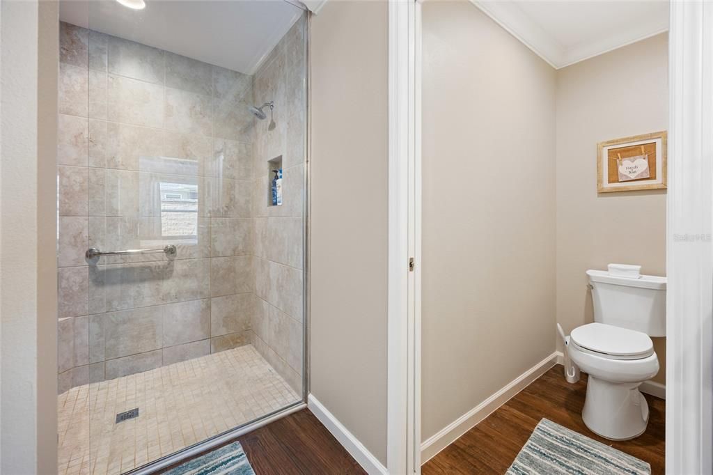 For Sale: $412,990 (3 beds, 2 baths, 1647 Square Feet)