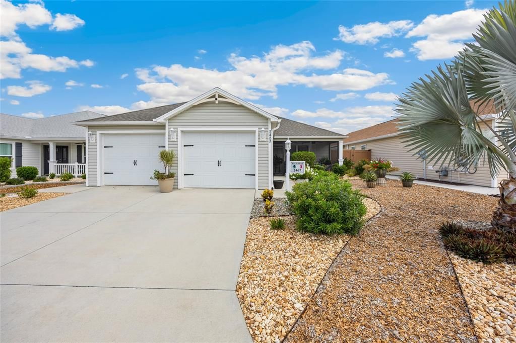 For Sale: $412,990 (3 beds, 2 baths, 1647 Square Feet)