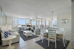 出租: $5,000 (2 贝兹, 2 浴室, 1150 平方英尺)