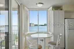 出租: $5,000 (2 贝兹, 2 浴室, 1150 平方英尺)