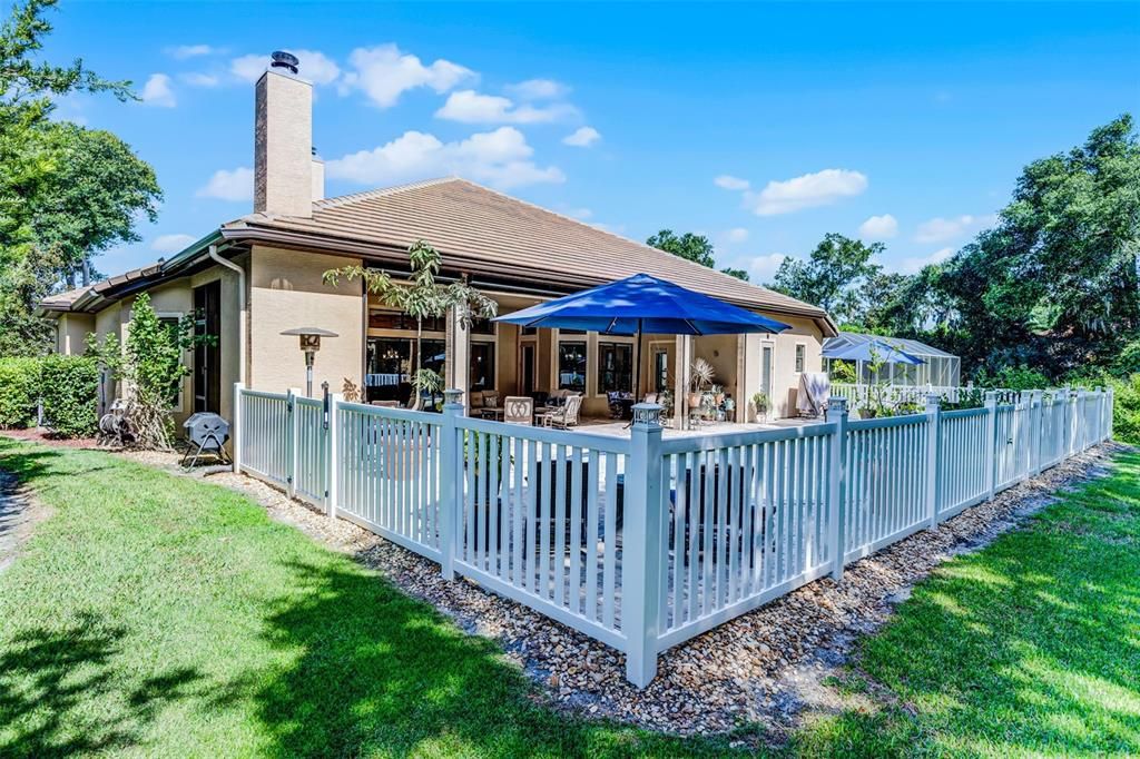 合同活跃: $950,000 (4 贝兹, 3 浴室, 3422 平方英尺)