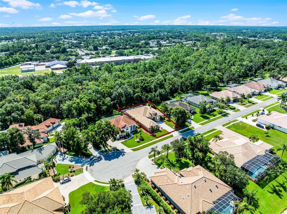 合同活跃: $950,000 (4 贝兹, 3 浴室, 3422 平方英尺)