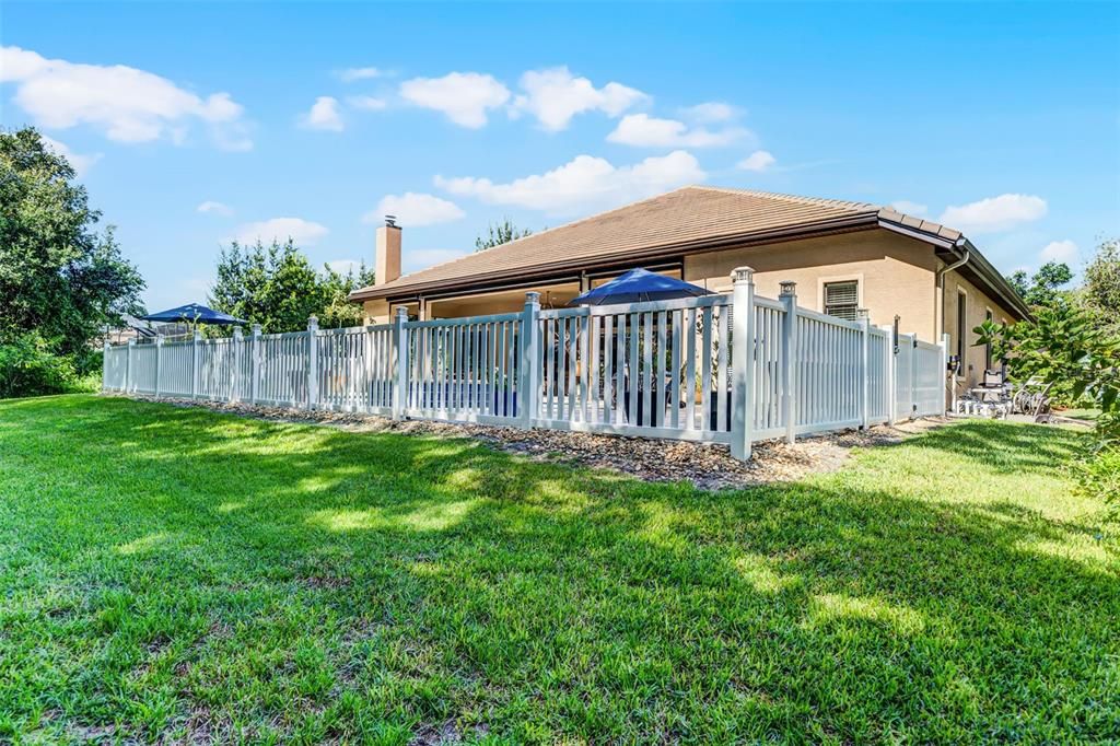 合同活跃: $950,000 (4 贝兹, 3 浴室, 3422 平方英尺)