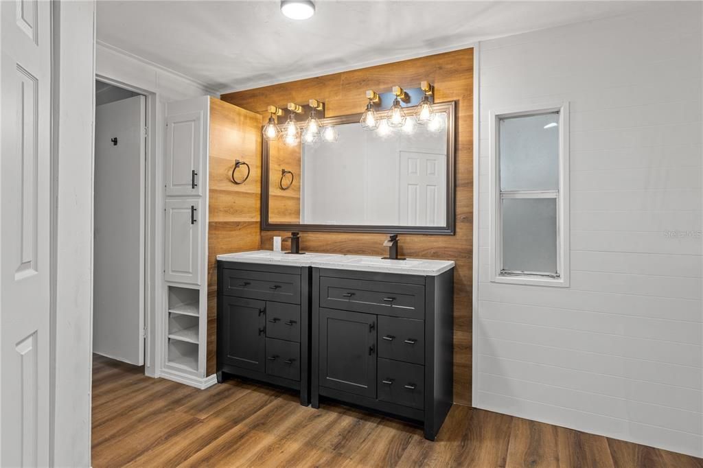 For Sale: $234,997 (3 beds, 2 baths, 1550 Square Feet)