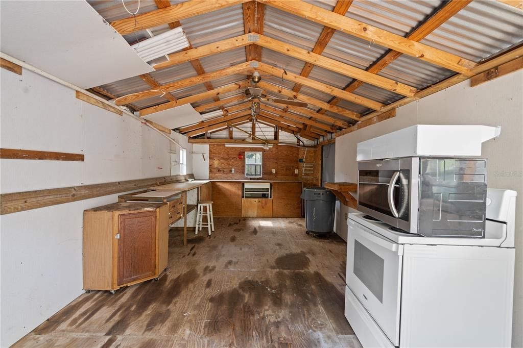 For Sale: $234,997 (3 beds, 2 baths, 1550 Square Feet)