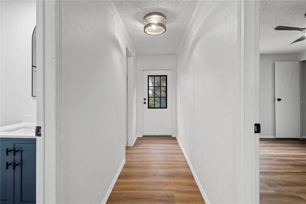 For Sale: $234,997 (3 beds, 2 baths, 1550 Square Feet)