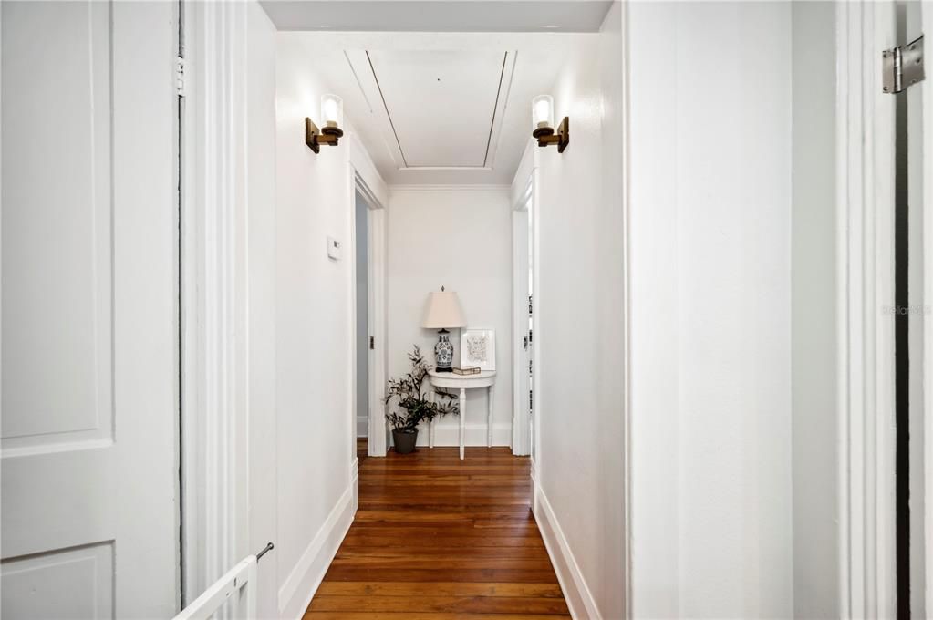 Active With Contract: $529,900 (4 beds, 3 baths, 1945 Square Feet)