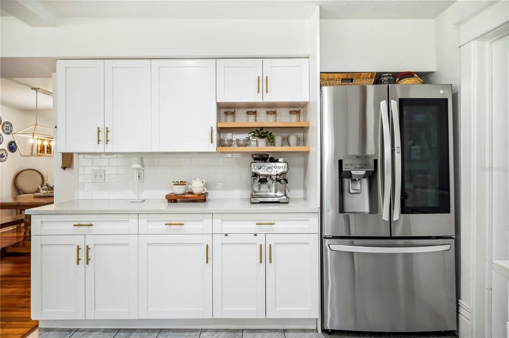 Active With Contract: $529,900 (4 beds, 3 baths, 1945 Square Feet)