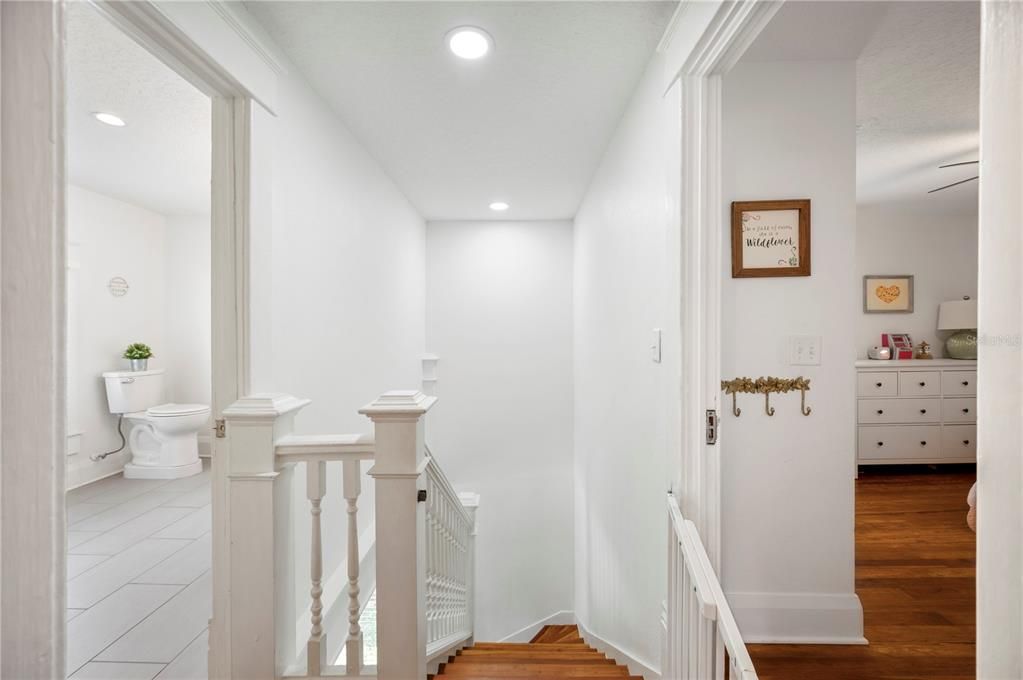 Active With Contract: $529,900 (4 beds, 3 baths, 1945 Square Feet)