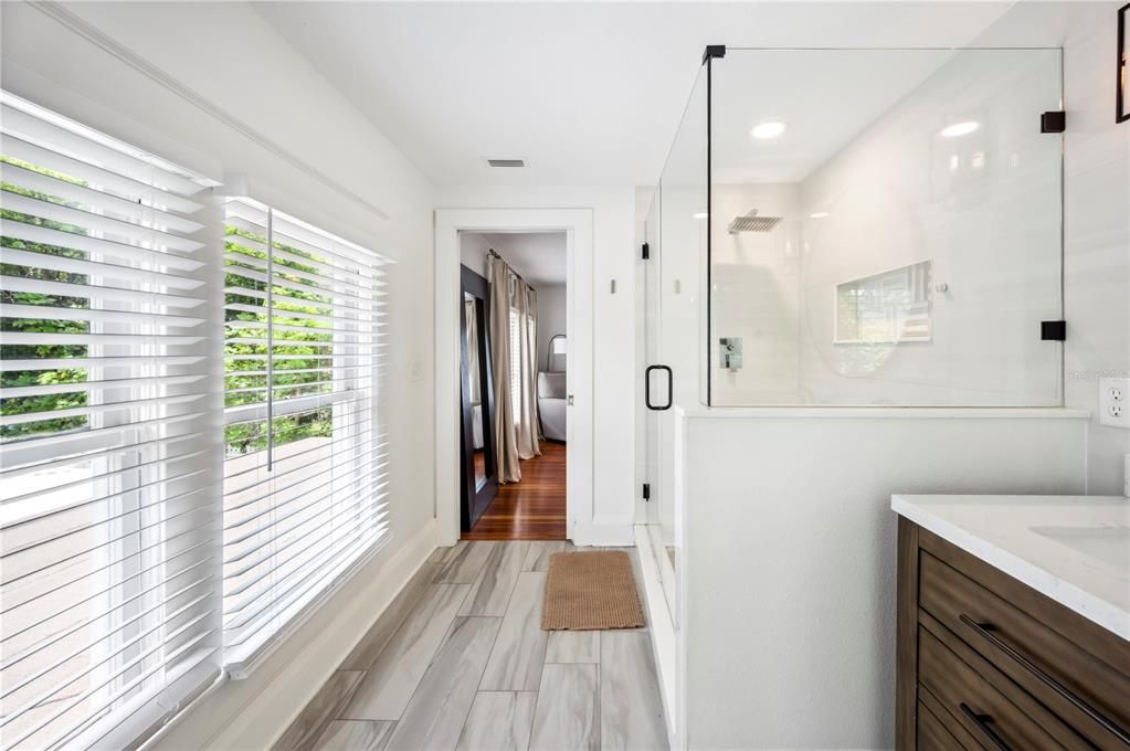 Active With Contract: $529,900 (4 beds, 3 baths, 1945 Square Feet)