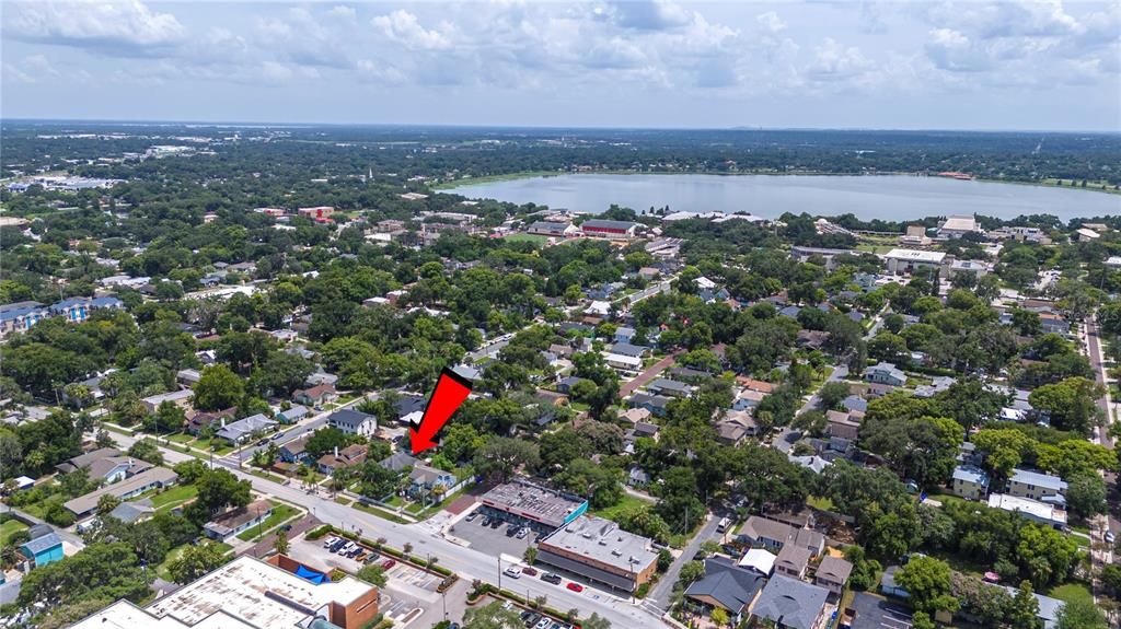 Active With Contract: $529,900 (4 beds, 3 baths, 1945 Square Feet)