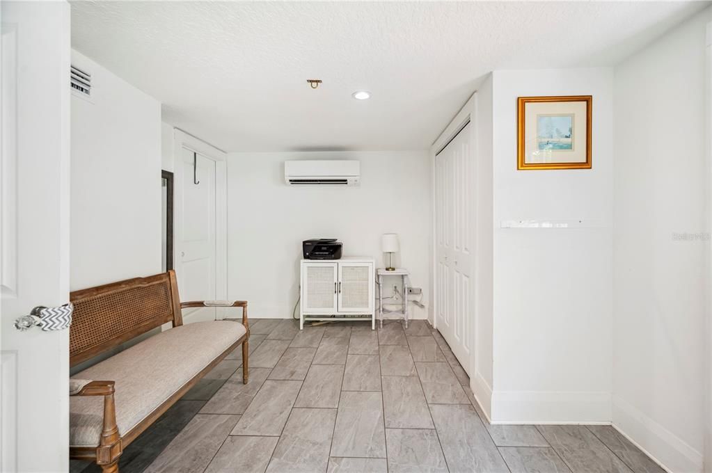 Active With Contract: $529,900 (4 beds, 3 baths, 1945 Square Feet)