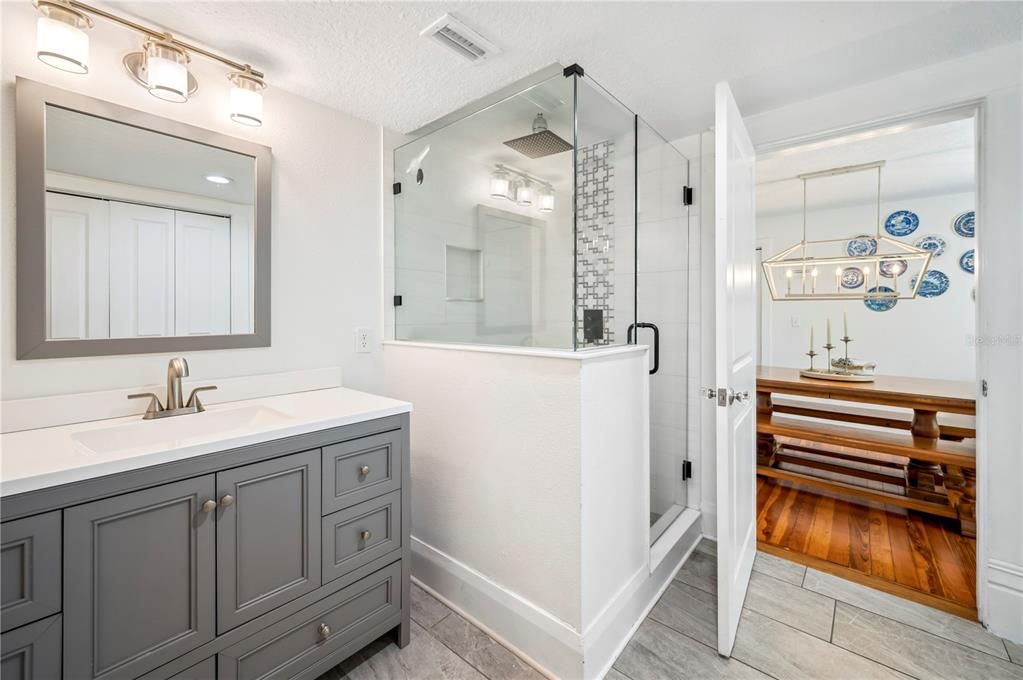 Active With Contract: $529,900 (4 beds, 3 baths, 1945 Square Feet)