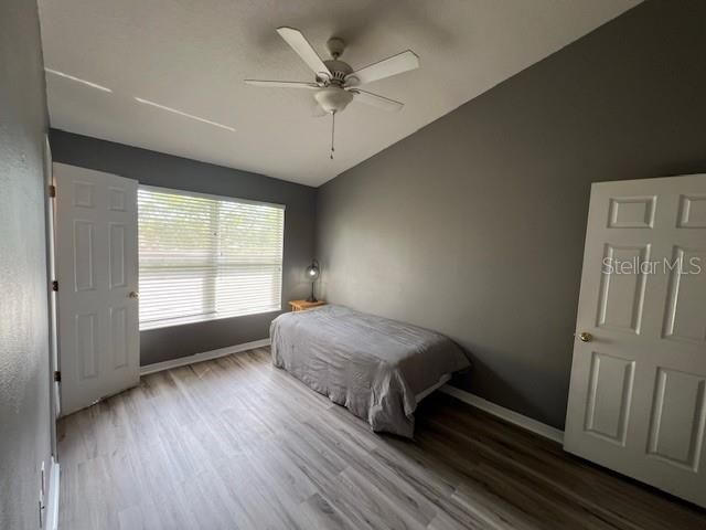 待售: $277,500 (2 贝兹, 2 浴室, 1210 平方英尺)