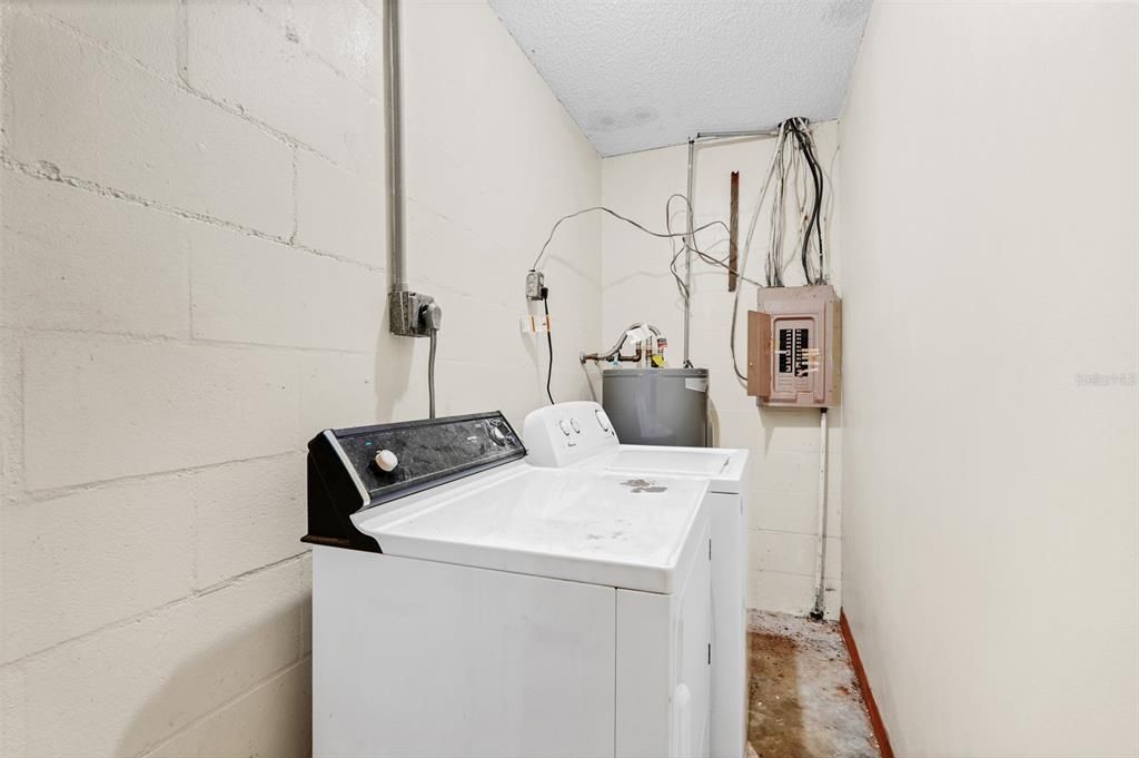 待售: $539,000 (2 贝兹, 1 浴室, 1200 平方英尺)