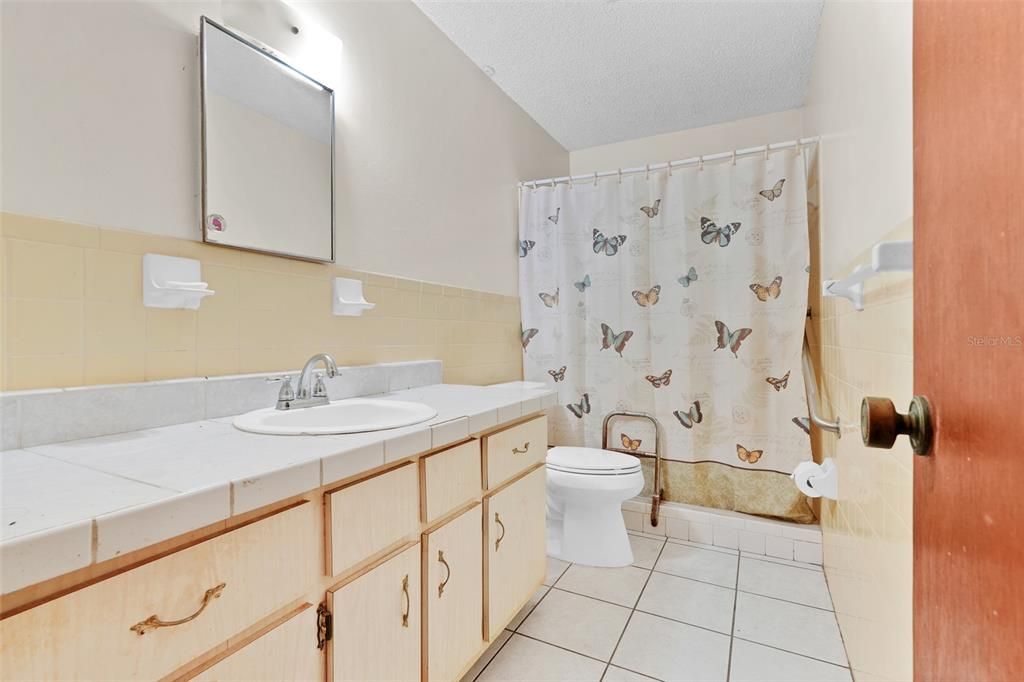 待售: $539,000 (2 贝兹, 1 浴室, 1200 平方英尺)