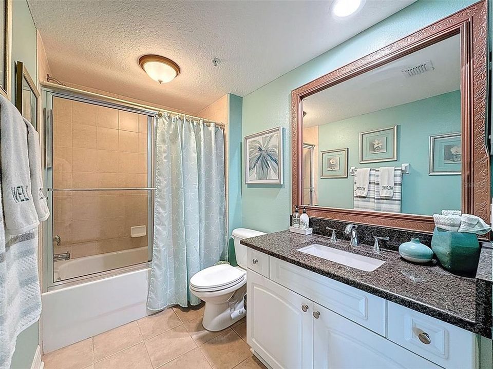 待售: $370,000 (2 贝兹, 2 浴室, 1283 平方英尺)