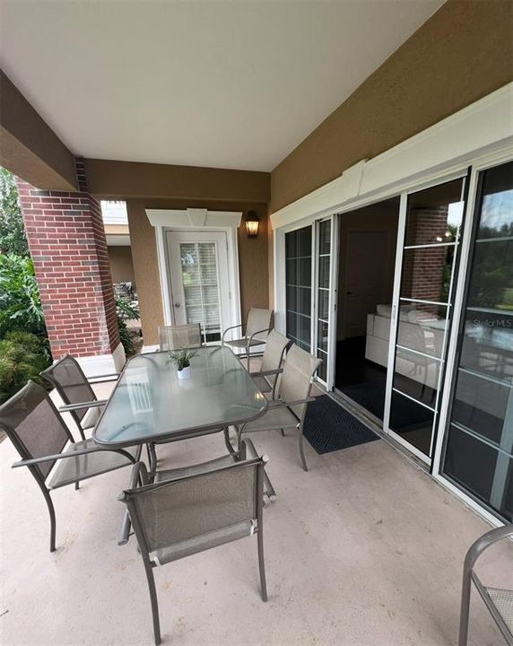 For Sale: $340,000 (3 beds, 3 baths, 1755 Square Feet)