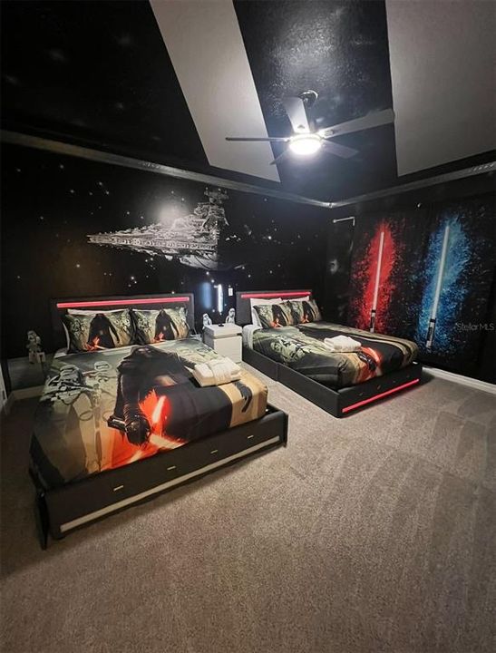 For Sale: $340,000 (3 beds, 3 baths, 1755 Square Feet)