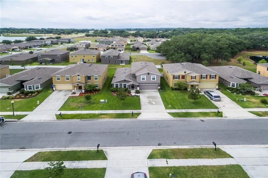 Recently Sold: $304,999 (5 beds, 2 baths, 2887 Square Feet)