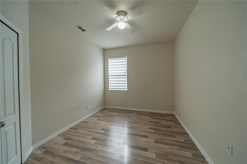 Под контрактом: $2,800 (4 спален, 2 ванн, 1980 Квадратных фут)