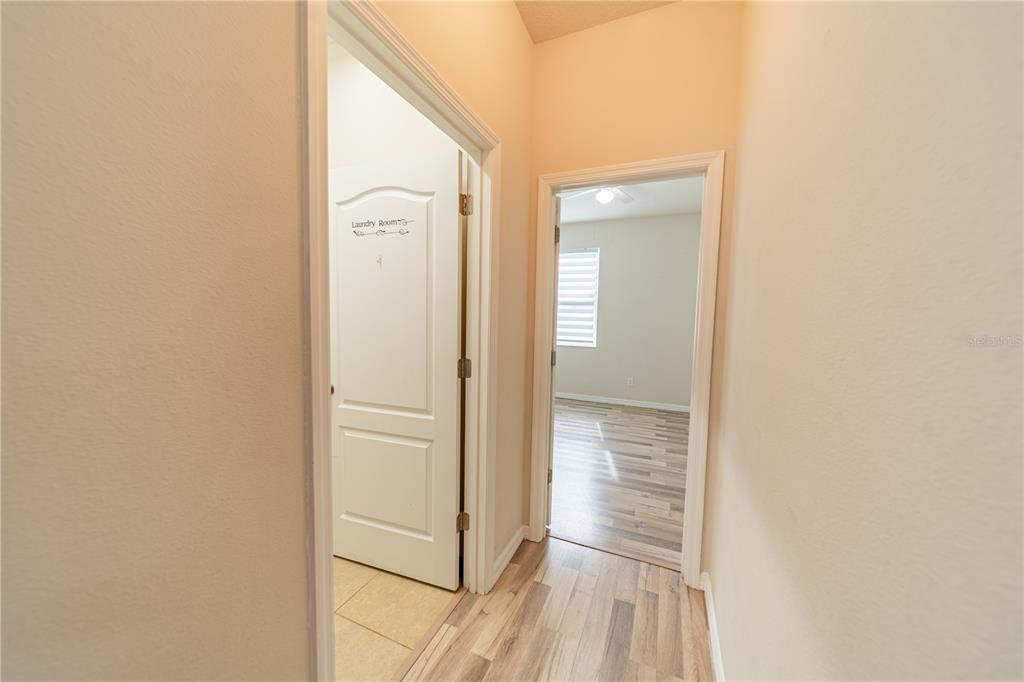 Под контрактом: $2,800 (4 спален, 2 ванн, 1980 Квадратных фут)