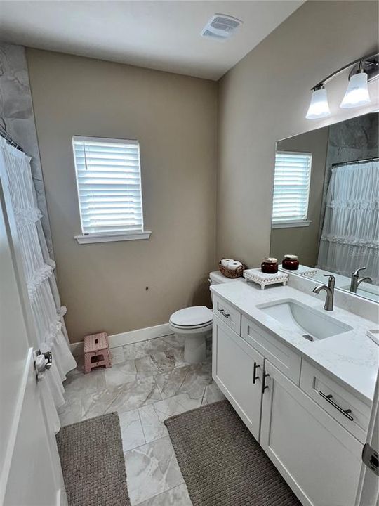 For Sale: $347,900 (3 beds, 2 baths, 1478 Square Feet)