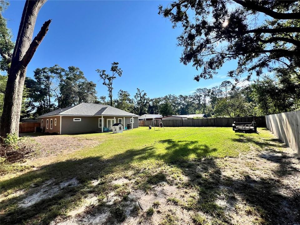 For Sale: $347,900 (3 beds, 2 baths, 1478 Square Feet)