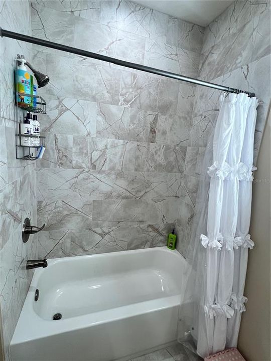 For Sale: $347,900 (3 beds, 2 baths, 1478 Square Feet)