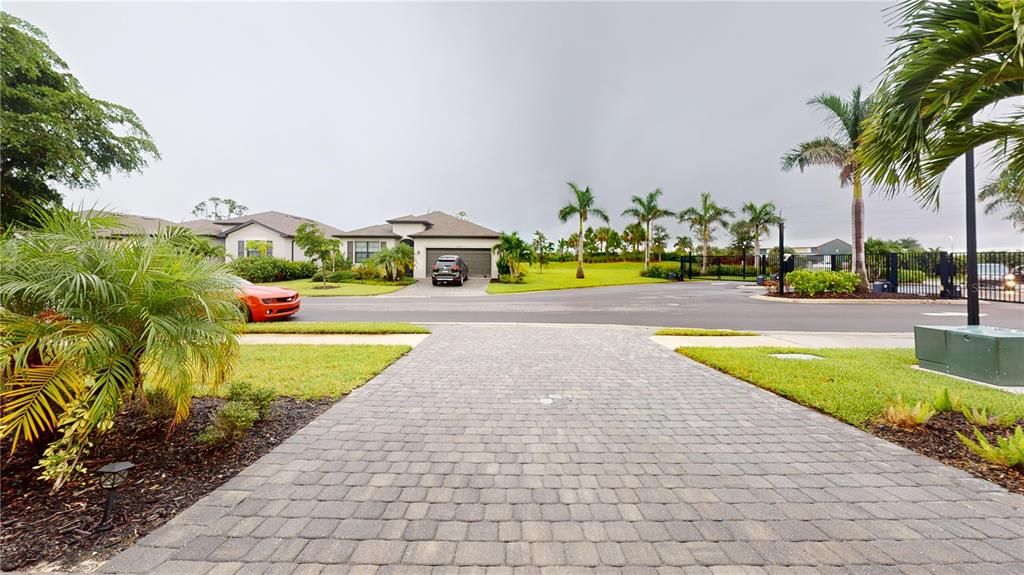 En Renta: $2,850 (4 camas, 3 baños, 2044 Pies cuadrados)