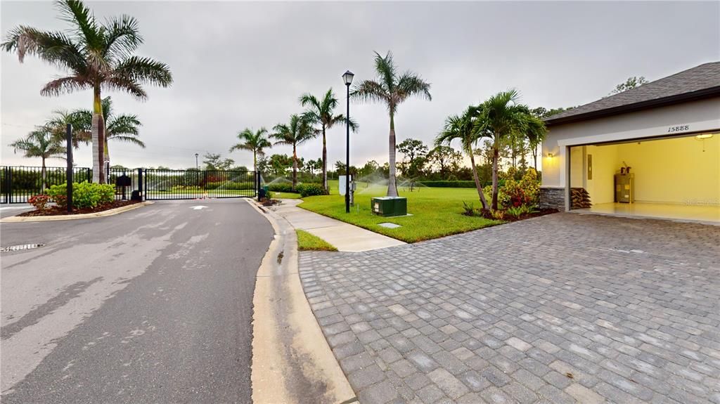 En Renta: $2,850 (4 camas, 3 baños, 2044 Pies cuadrados)