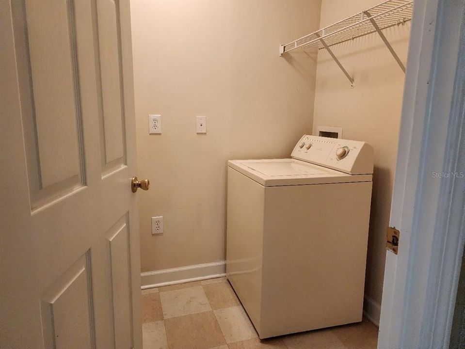 出租: $1,600 (2 贝兹, 2 浴室, 1133 平方英尺)