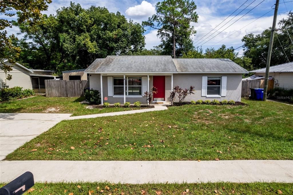 Active With Contract: $270,000 (2 beds, 1 baths, 1008 Square Feet)