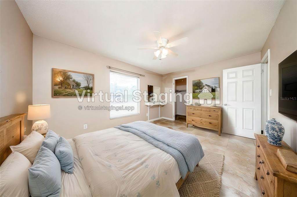 Active With Contract: $270,000 (2 beds, 1 baths, 1008 Square Feet)