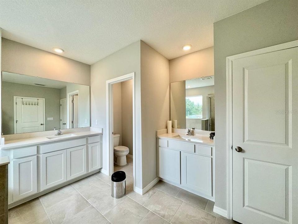 出租: $3,350 (4 贝兹, 3 浴室, 3313 平方英尺)