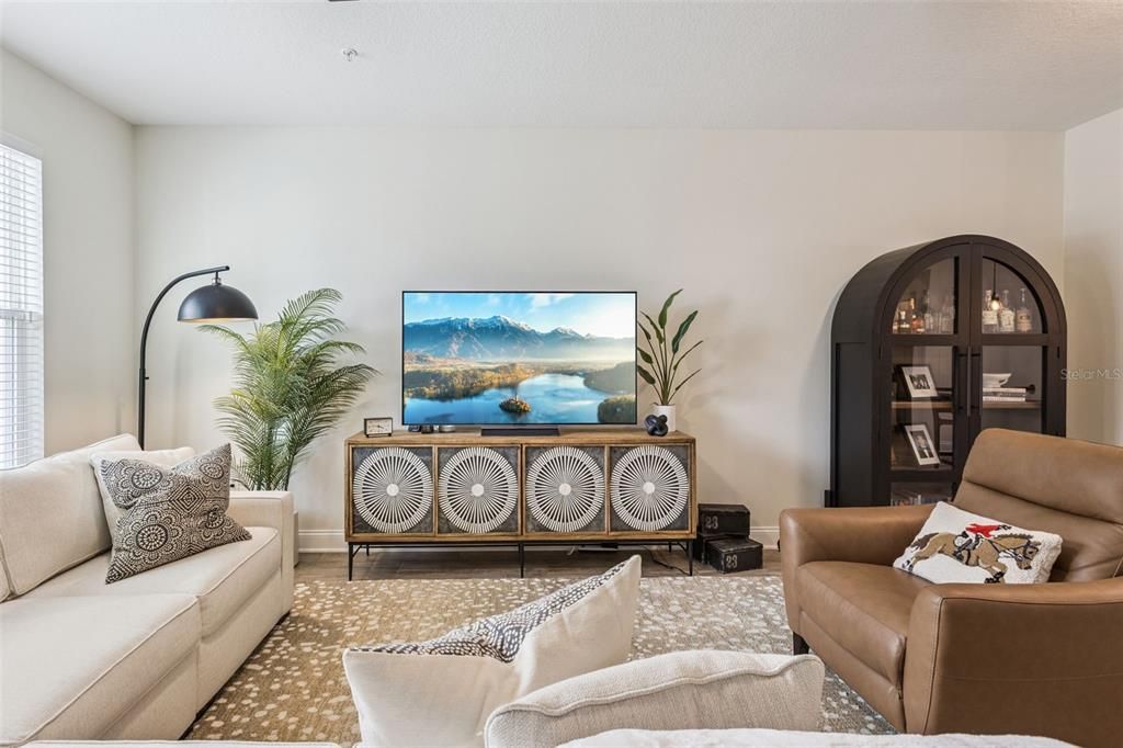 En Venta: $515,000 (3 camas, 2 baños, 1688 Pies cuadrados)