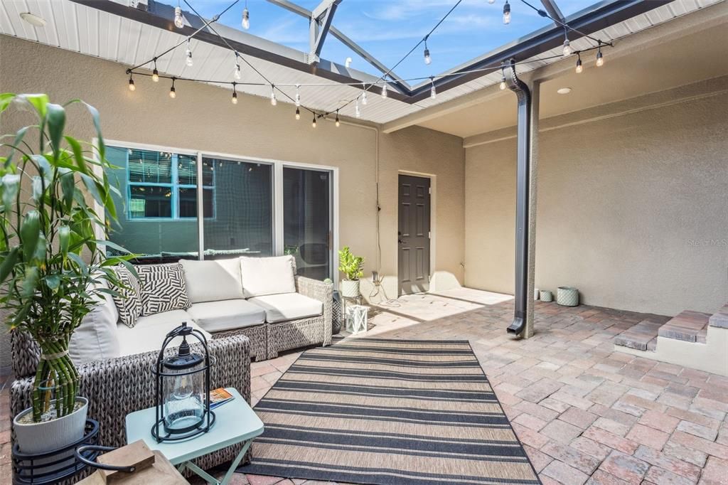 En Venta: $515,000 (3 camas, 2 baños, 1688 Pies cuadrados)