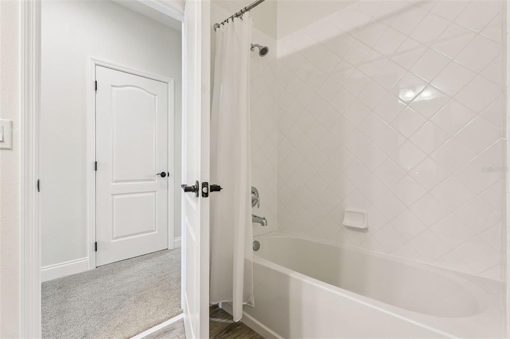 En Venta: $515,000 (3 camas, 2 baños, 1688 Pies cuadrados)