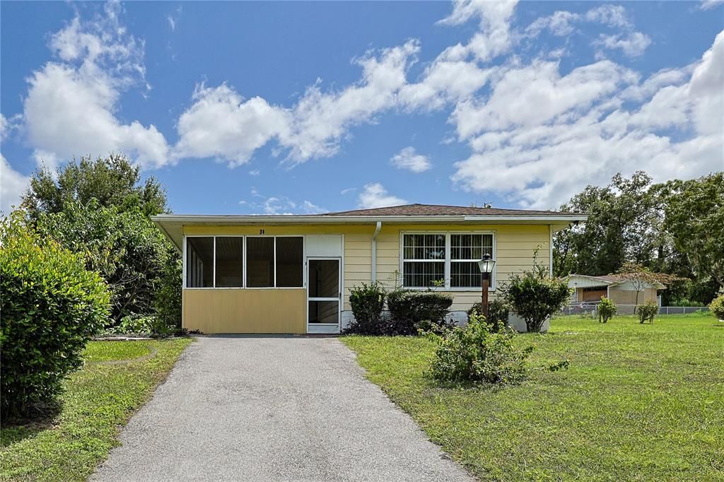 Active With Contract: $139,000 (3 beds, 2 baths, 1228 Square Feet)