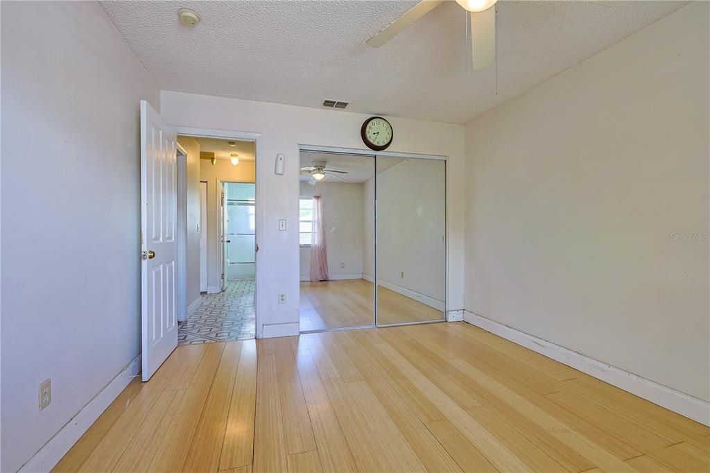 Active With Contract: $139,000 (3 beds, 2 baths, 1228 Square Feet)