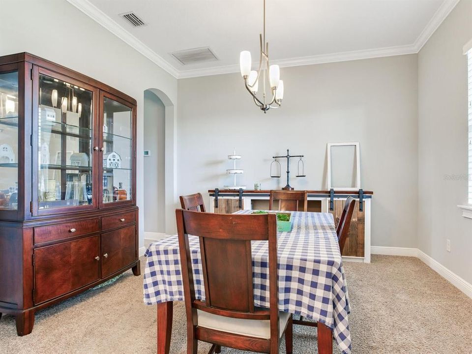 待售: $925,000 (5 贝兹, 3 浴室, 3112 平方英尺)