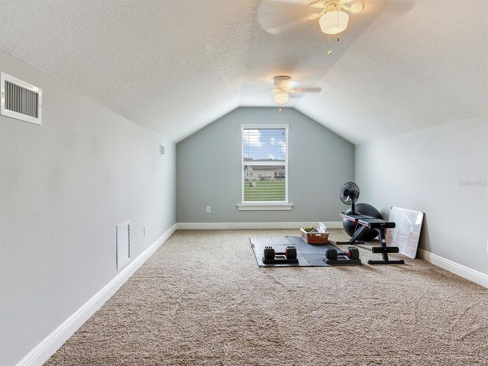 待售: $925,000 (5 贝兹, 3 浴室, 3112 平方英尺)