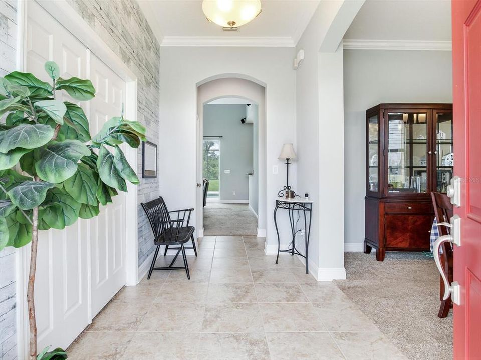 待售: $925,000 (5 贝兹, 3 浴室, 3112 平方英尺)