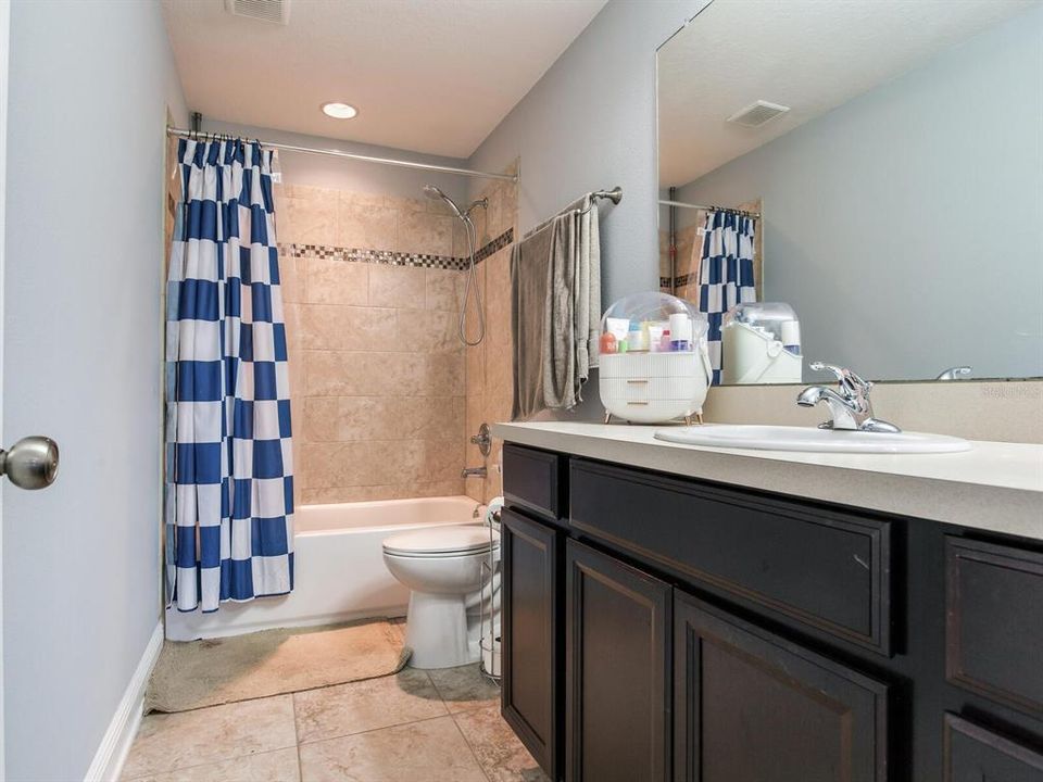 待售: $925,000 (5 贝兹, 3 浴室, 3112 平方英尺)