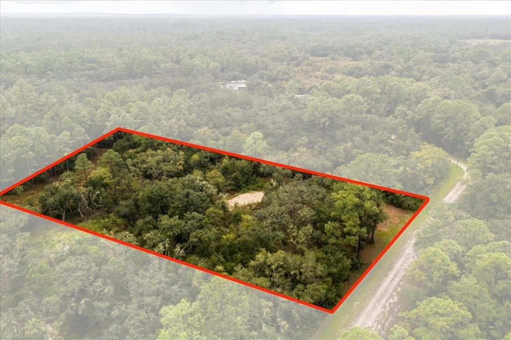 待售: $42,500 (1.65 acres)