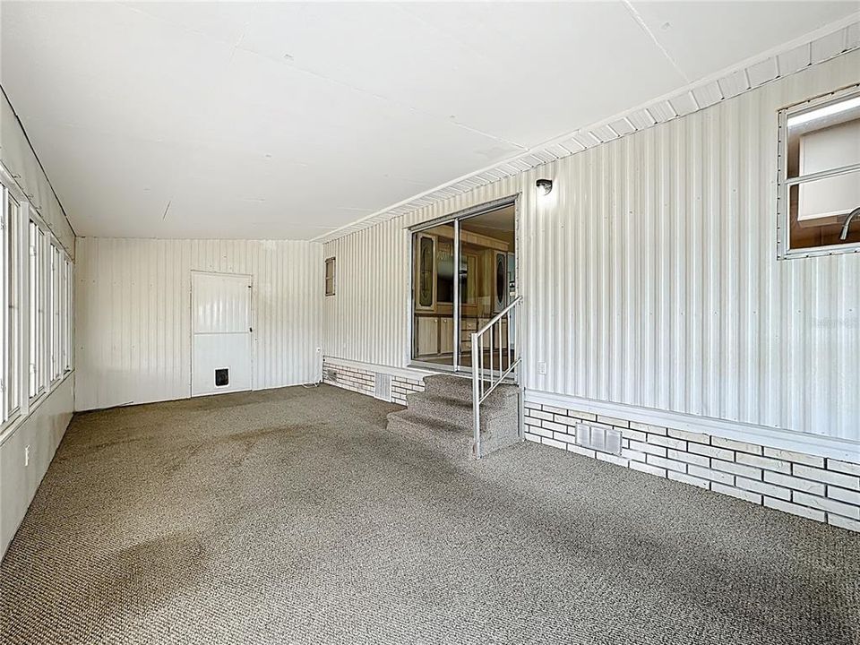 For Sale: $240,000 (2 beds, 2 baths, 1164 Square Feet)