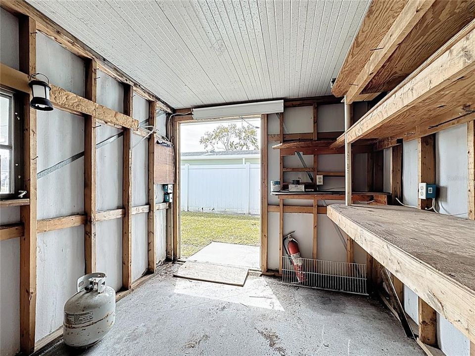 For Sale: $240,000 (2 beds, 2 baths, 1164 Square Feet)