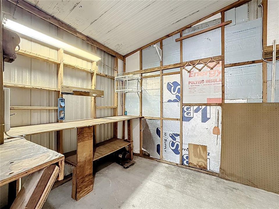 For Sale: $240,000 (2 beds, 2 baths, 1164 Square Feet)